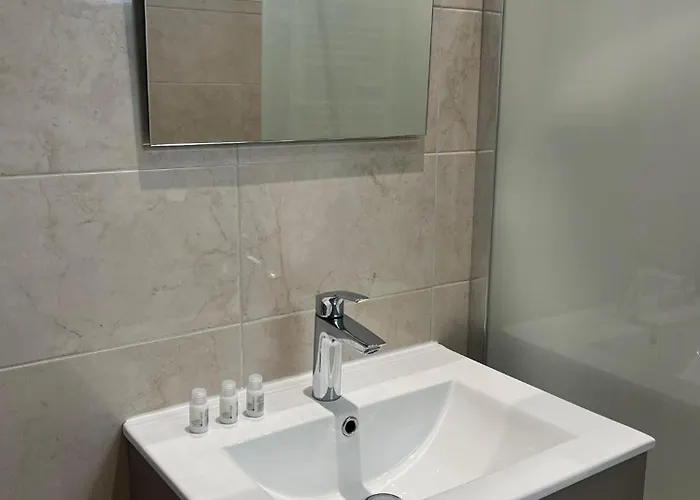 Escale Sereine - Sanctuaire Et Gare A 10 Minutes Apartment Lourdes